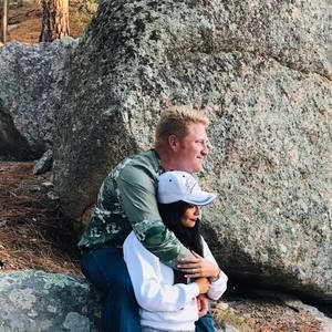 Meet your Posher, Roxana elizabeth